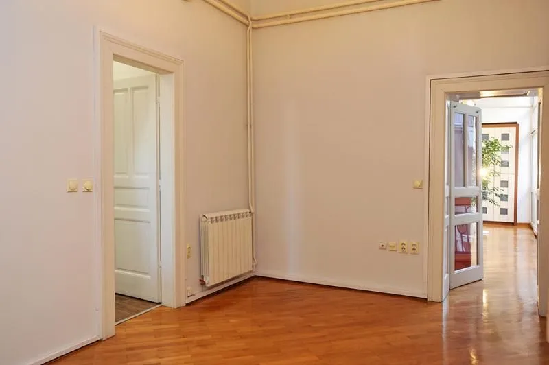 Rent, office space, 160m², Stari Grad, Beograd