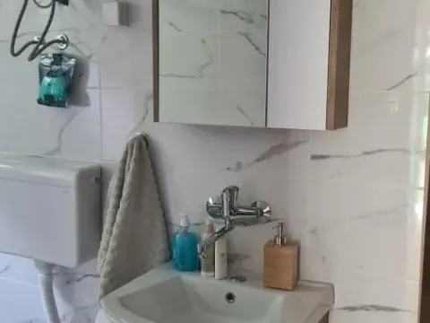 Sale, house, 86m², Banja Vrdnik, Irig - image 17