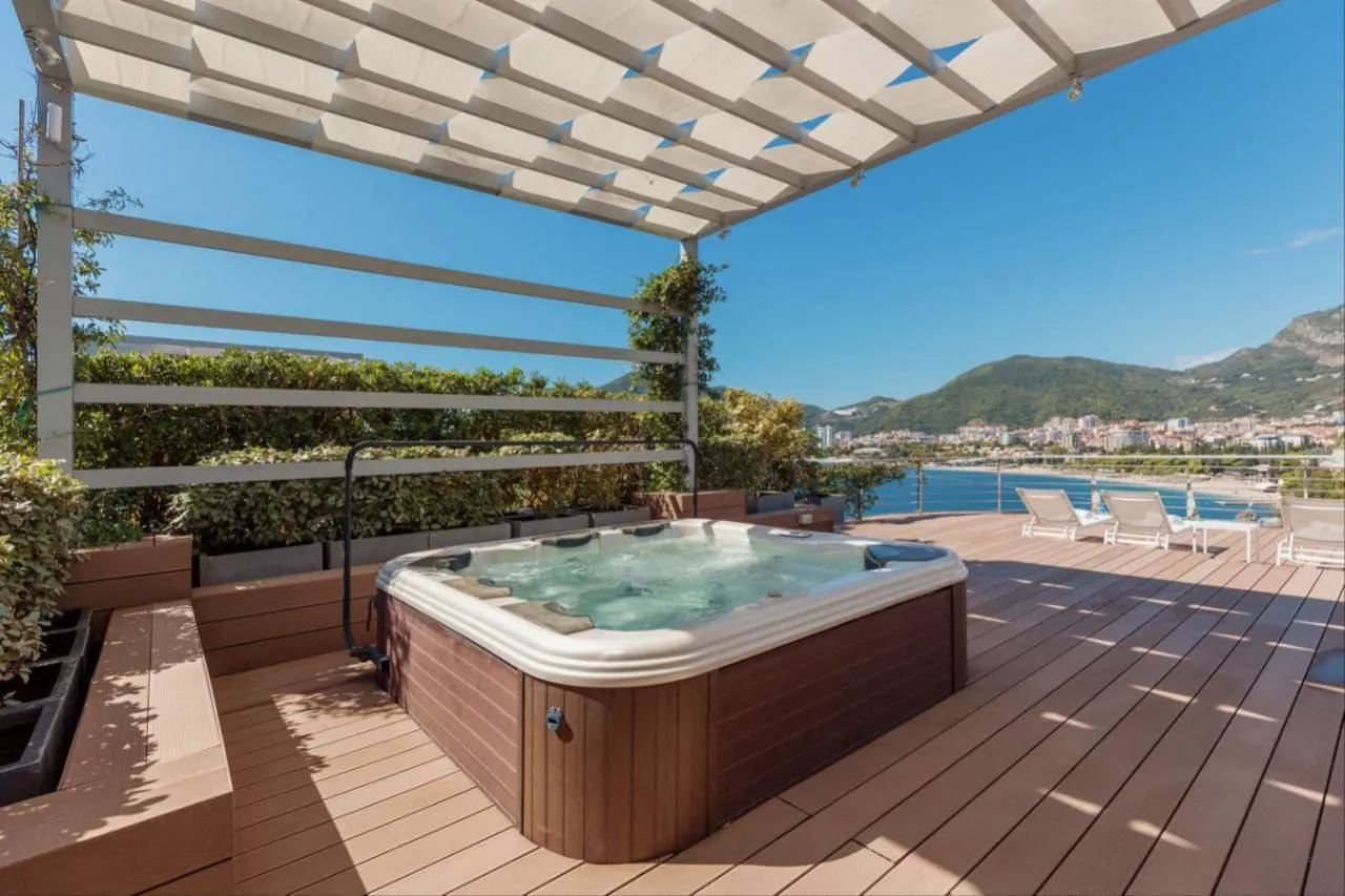 Sale, three bedroom apartment, 282m², Dukley Gardens, Budva