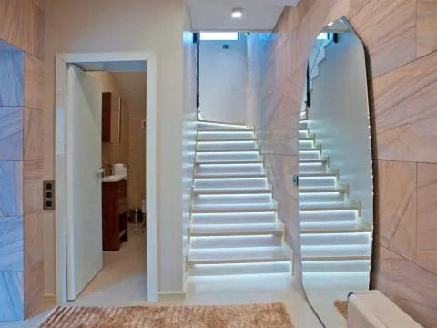 Sale, house, 1200m², Đuraševići, Tivat - image 31