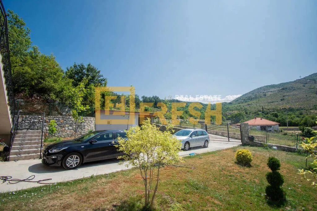 Prodaja, kuća, 220m², Ostalo, Podgorica