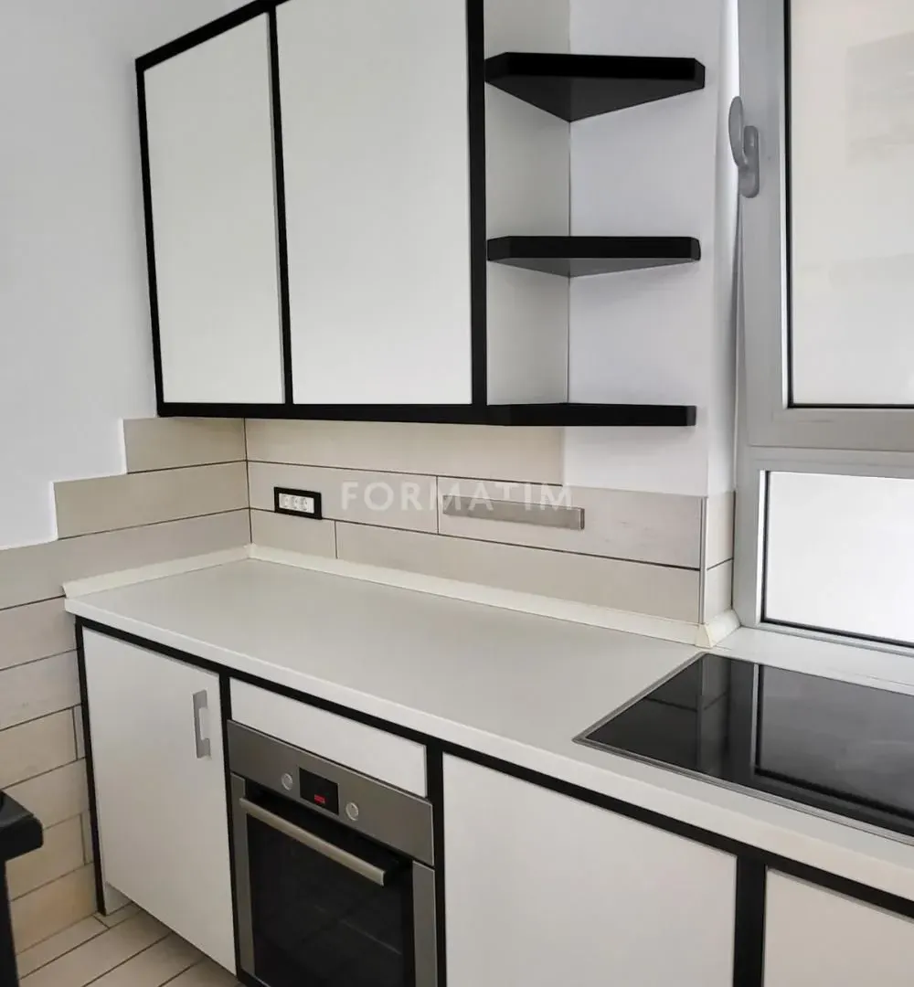 Izdavanje, dvosoban stan, 45m², Stari Grad, Beograd