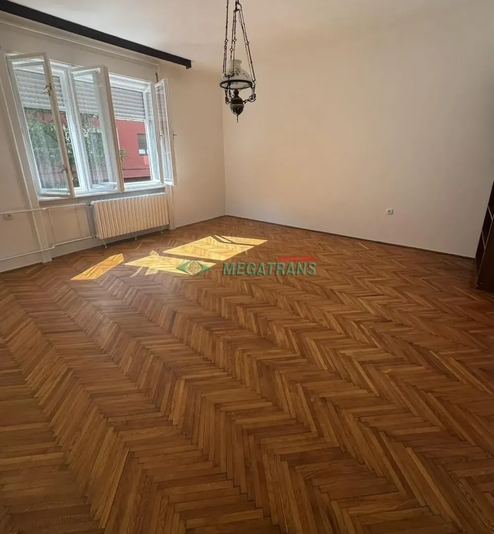 Izdavanje, trosoban stan, 105m², Novi Sad Sve Podlokacije, Novi Sad