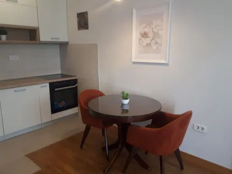 Rent, one bedroom apartment, 42m², City Kvart, Podgorica - image 4