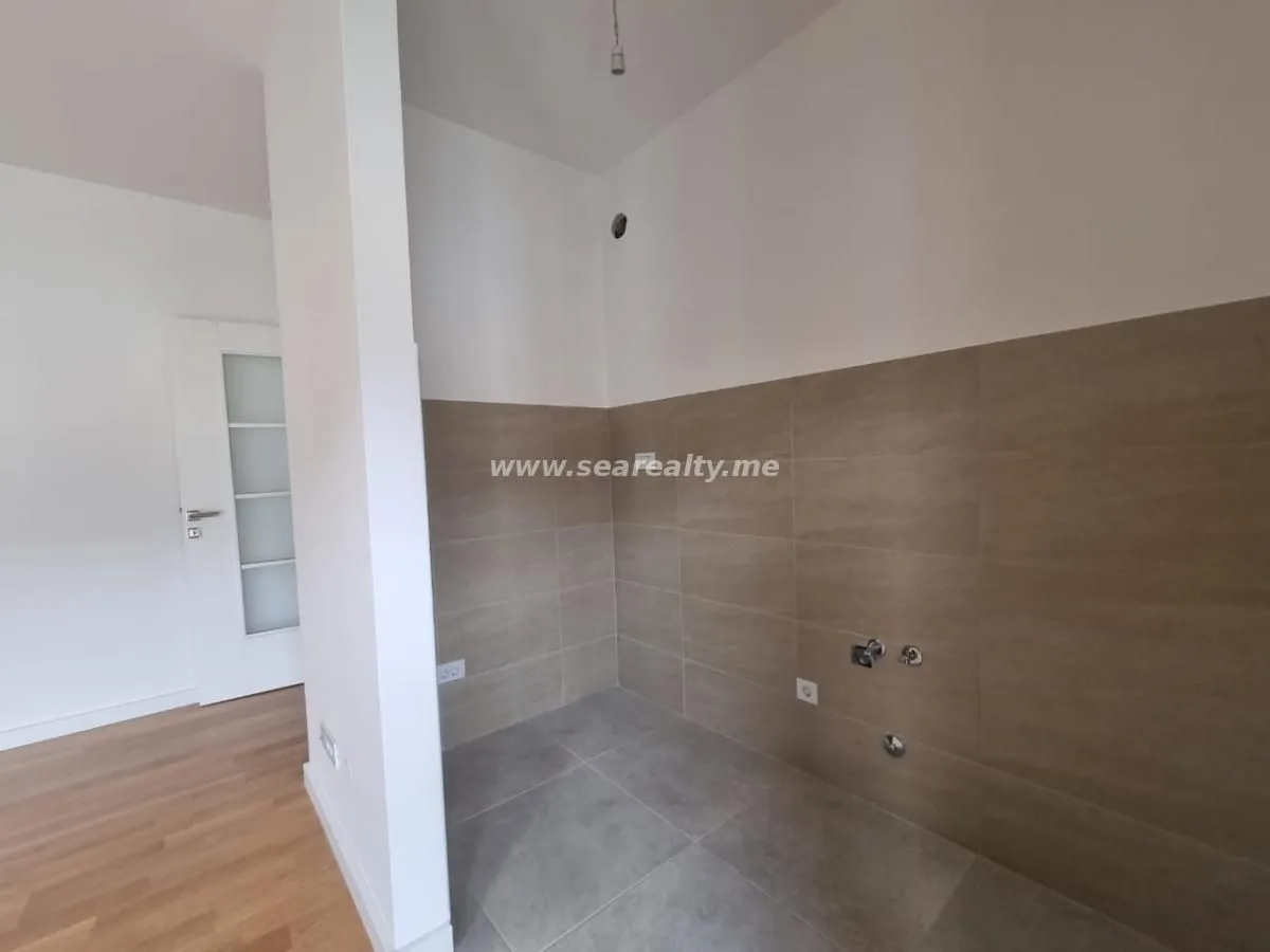 Prodaja, jednosoban stan, 51m², Tivat, Crna Gora