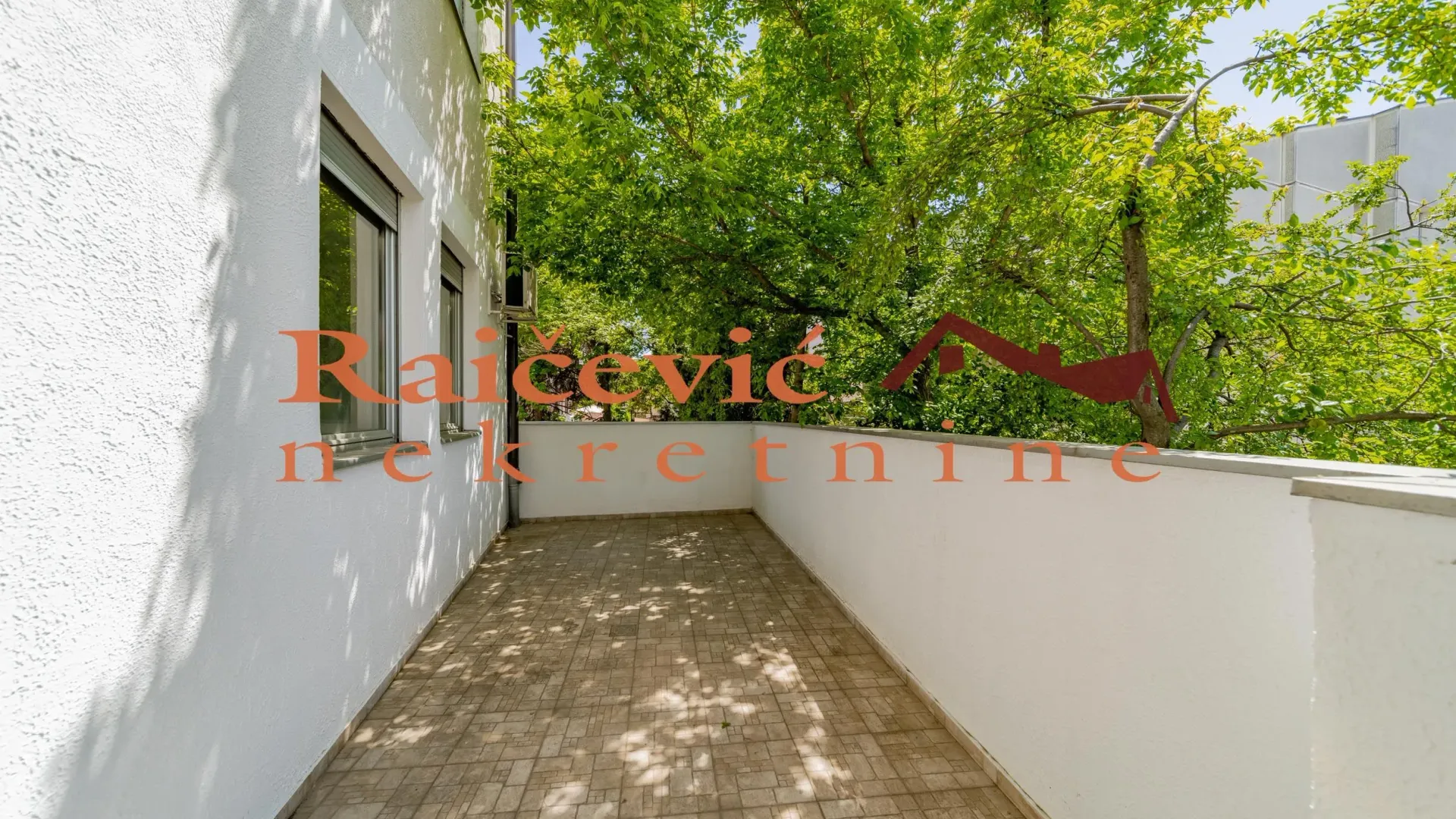 Rent, three bedroom apartment, 117m², Voždovac Sve Podlokacije, Beograd