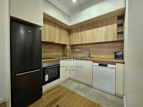Rent, one bedroom apartment, 70m², Centar, Bar - image 7