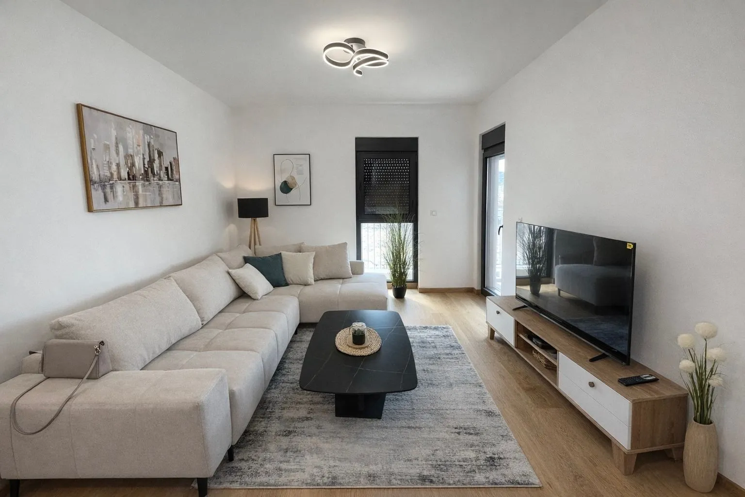 Daily-rent, one bedroom apartment, 50m², City Kvart, Podgorica