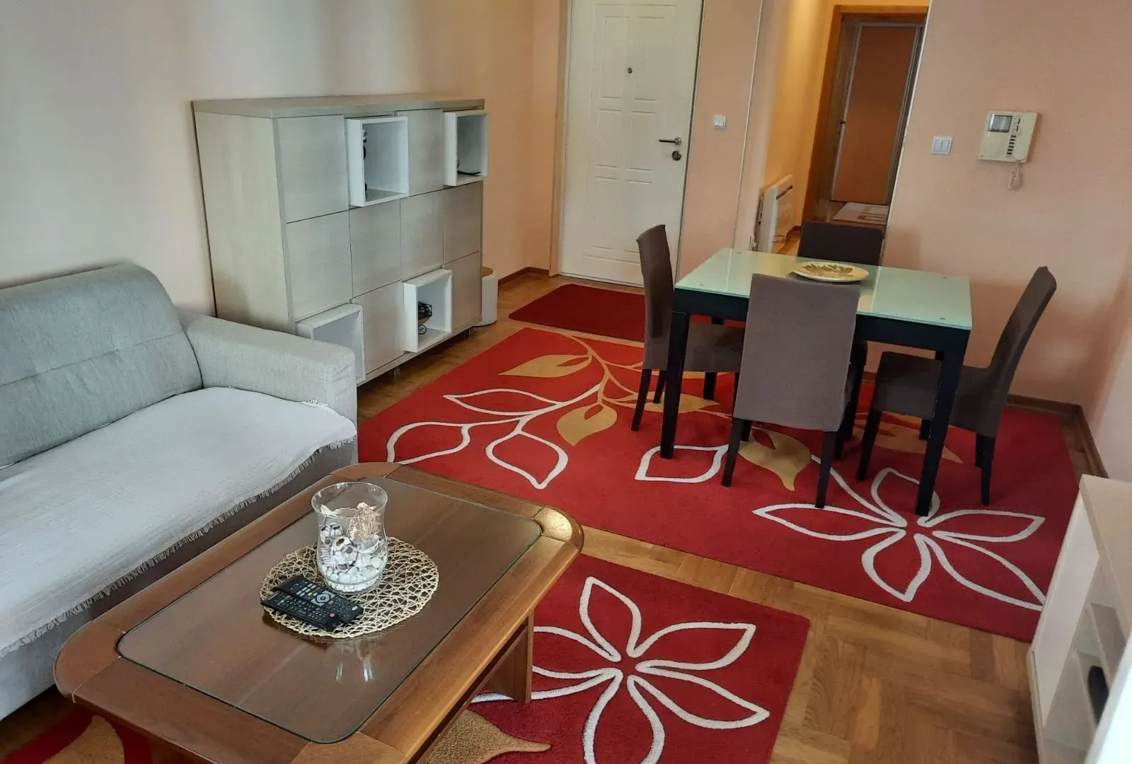 Rent, two bedroom apartment, 70m², Budva, Crna Gora
