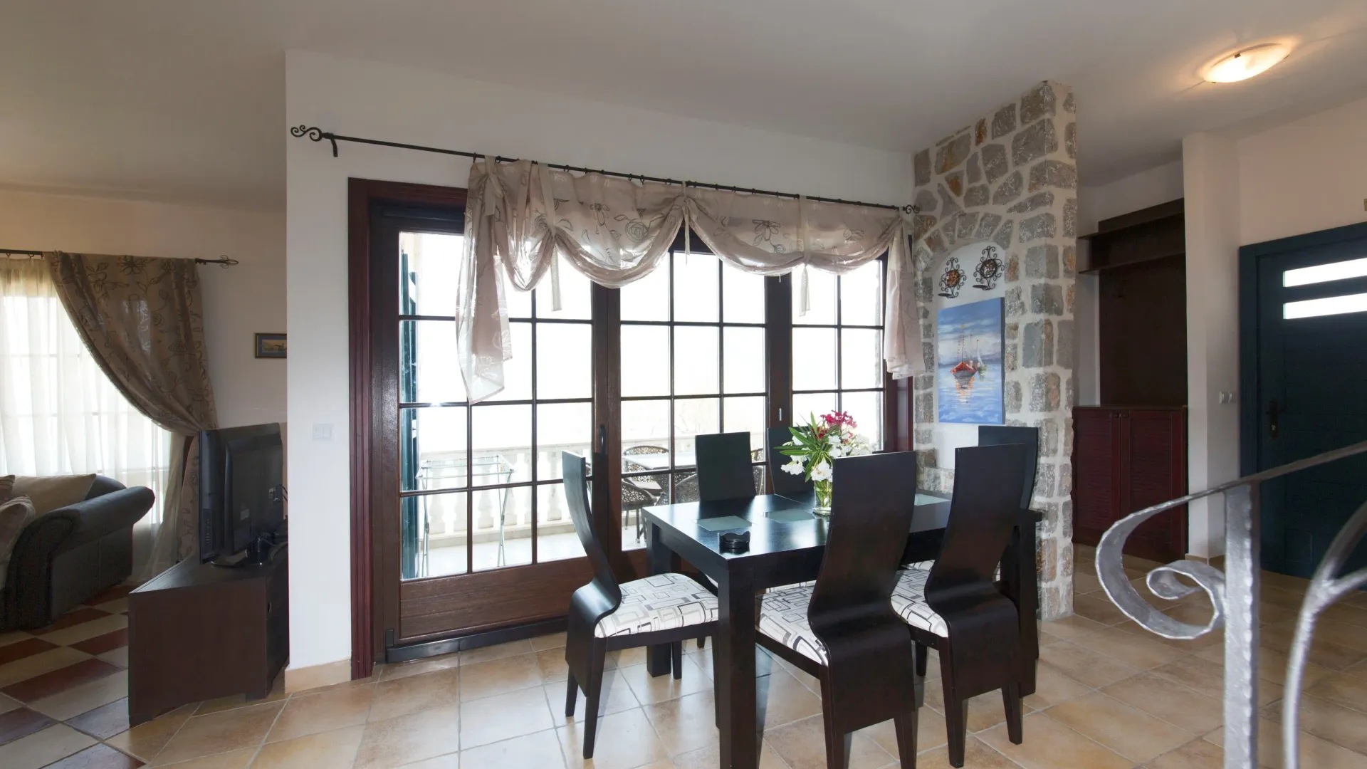 Sale, house, 235m², Kostanjica, Kotor