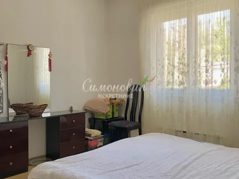 Sale, house, 540m², Jajinci, Voždovac Sve Podlokacije - image 16