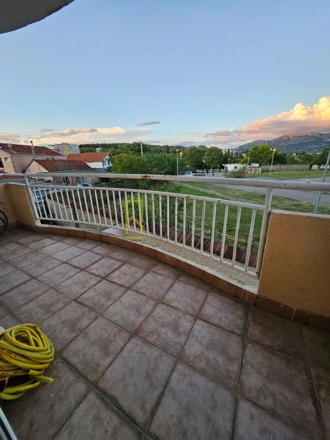 Prodaja, dvosoban stan, 65m², Centar, Podgorica