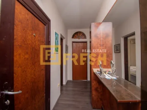 Prodaja, dvosoban stan, 70m², Centar, Podgorica - image 20