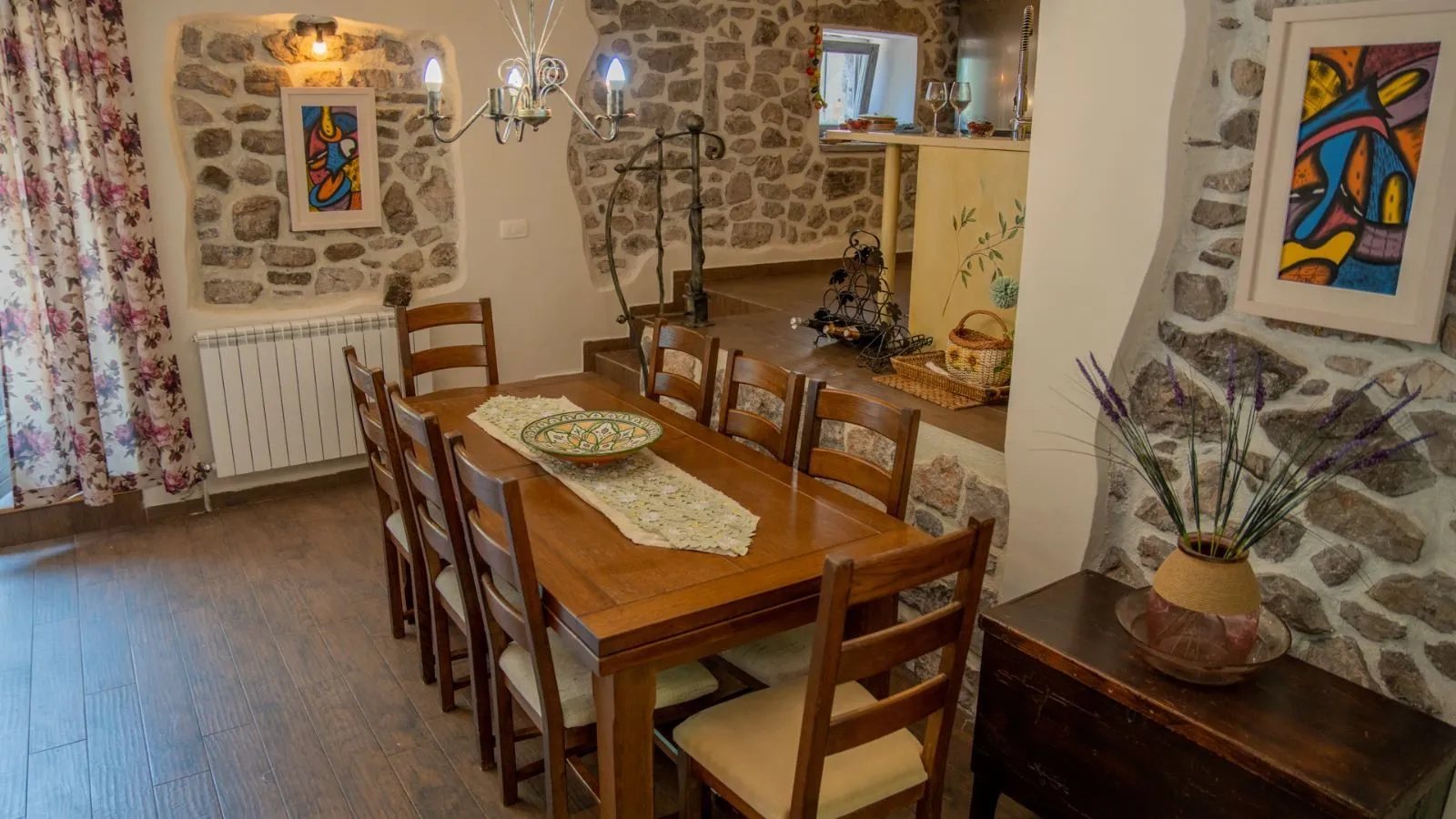 Prodaja, kuća, 200m², Đuraševići, Tivat