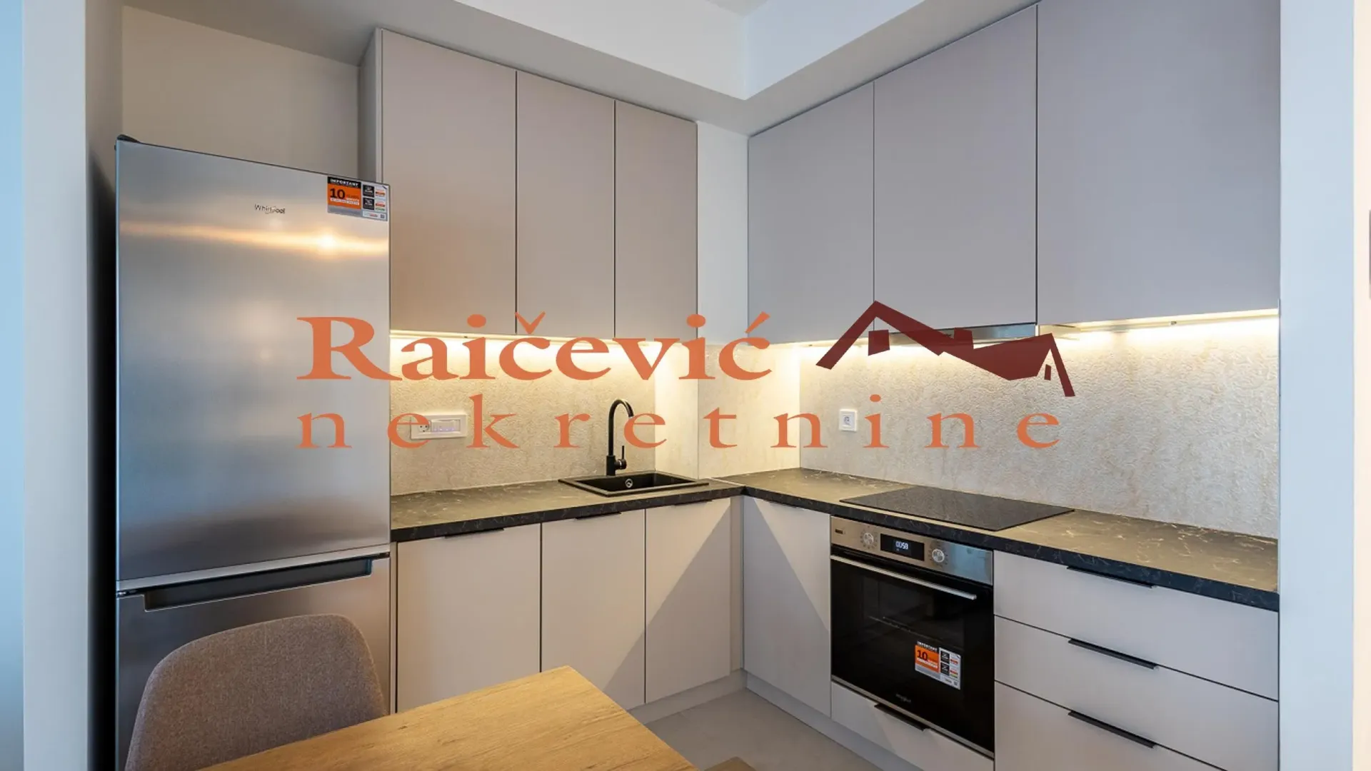 Prodaja, dvosoban stan, 54m², Savski Venac, Beograd