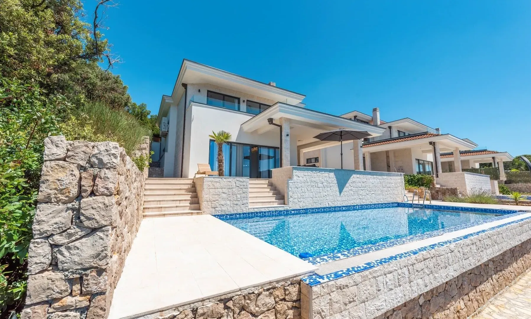 Sale, house, 360m², Utjeha, Bar