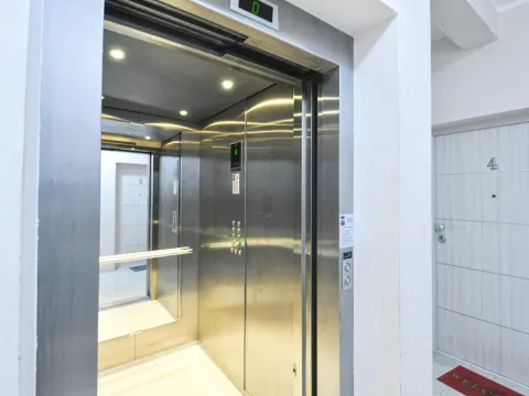 Prodaja, dvosoban stan, 115m², Bečići, Budva - image 5