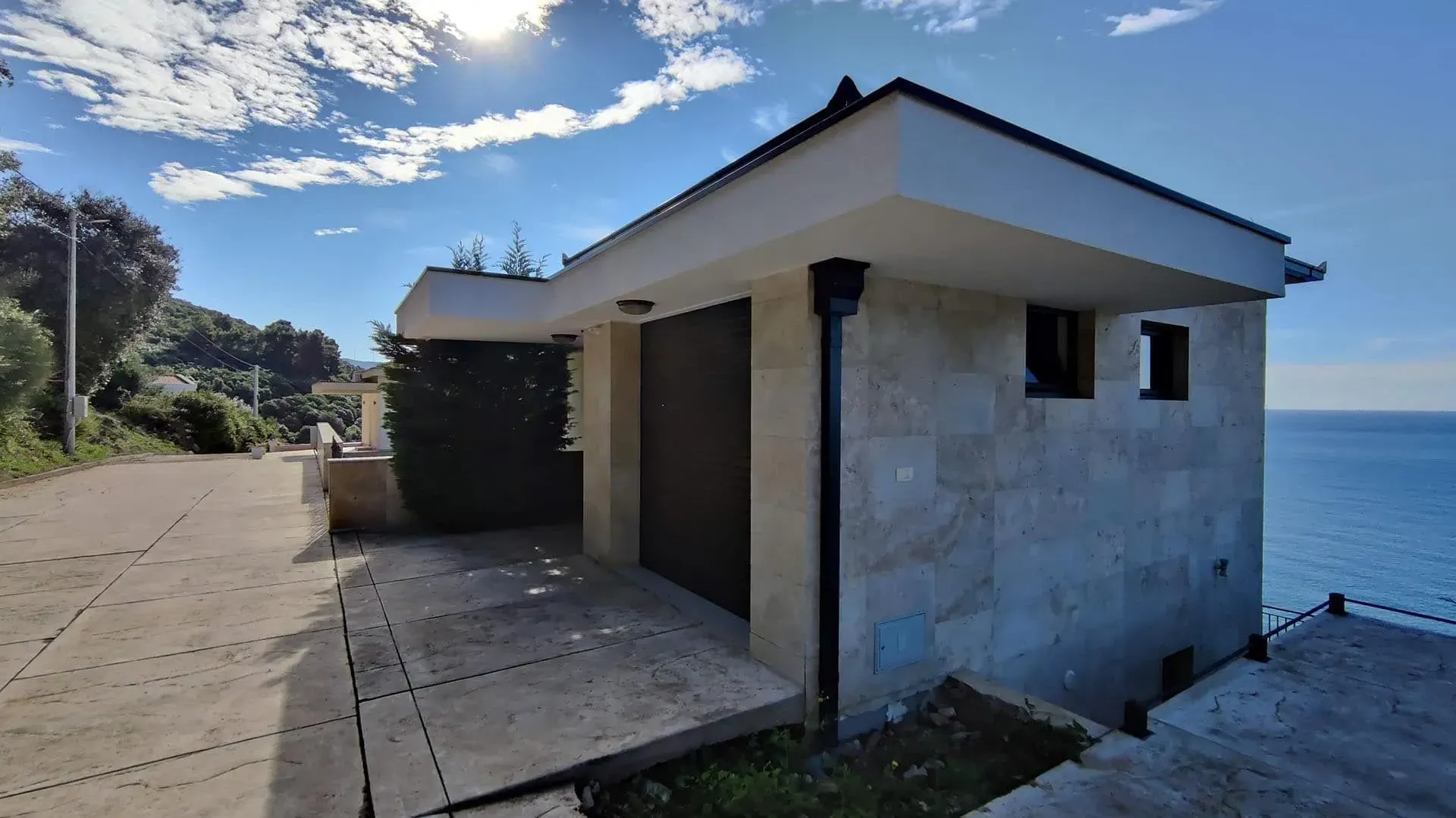 Sale, house, 200m², Dobra Voda, Bar