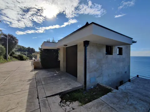 Sale, house, 200m², Dobra Voda, Bar - image 2