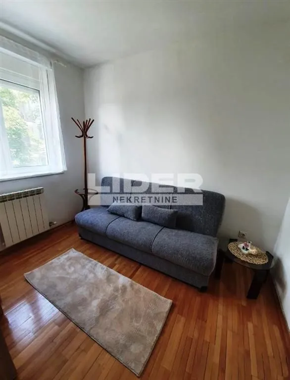 Rent, one bedroom apartment, 43m², Neimar, Vračar Sve Podlokacije