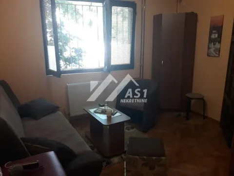 Izdavanje, stan, 22m², Bulevar Oslobodjenja, Novi Sad Sve Podlokacije - image 3