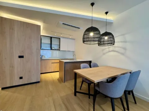 Daily-rent, one bedroom apartment, 56m², Centar, Budva - image 5