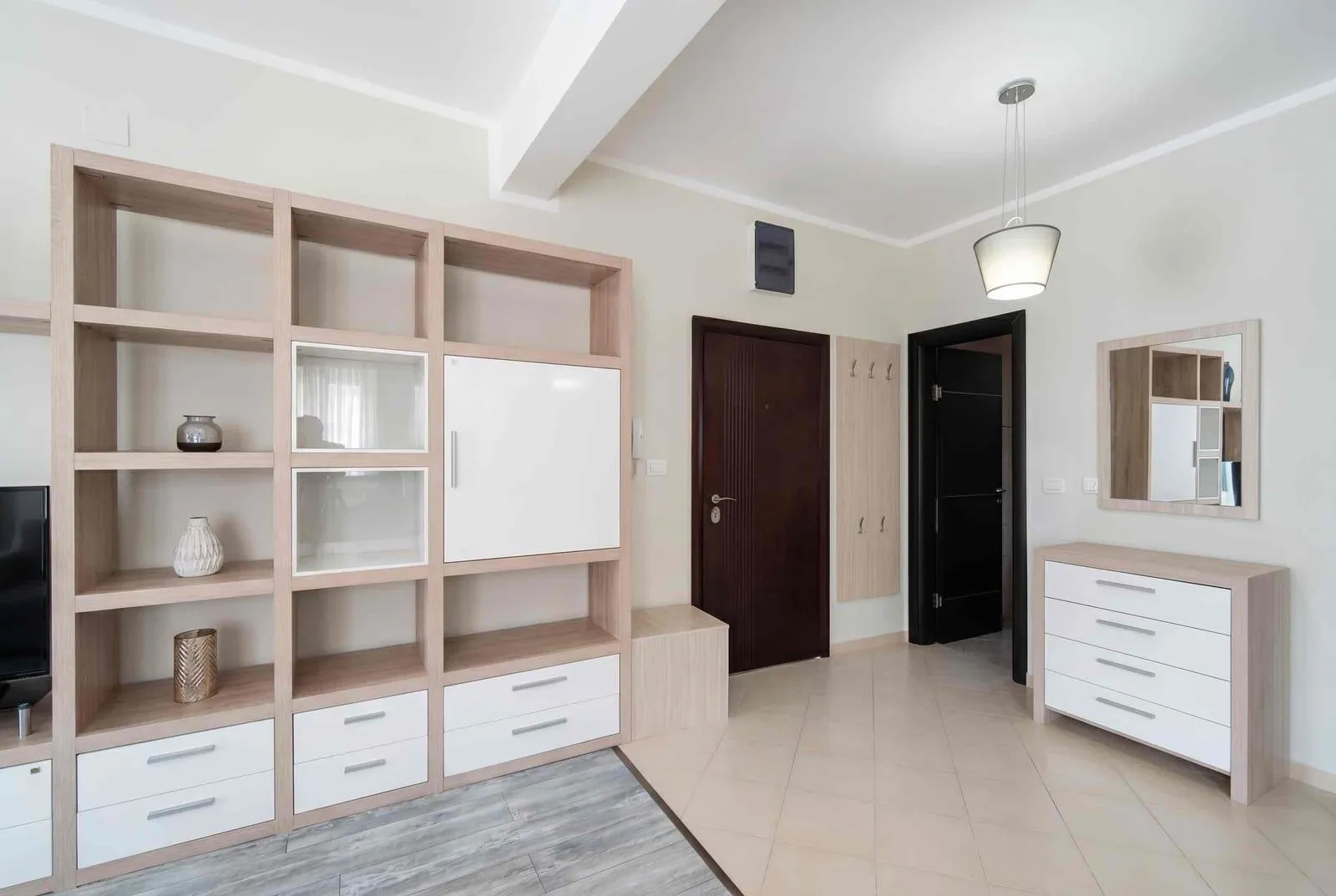 Prodaja, dvosoban stan, 56m², Bečići, Budva