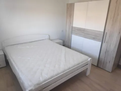 Rent, one bedroom apartment, 72m², Polje, Bar - image 4