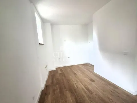 Prodaja, četvorosoban stan, 115m², Banovo Brdo, Beograd - image 9