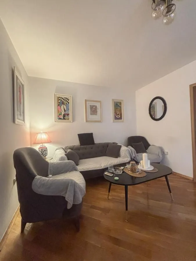 Prodaja, stan, 50m², Blok 9, Podgorica