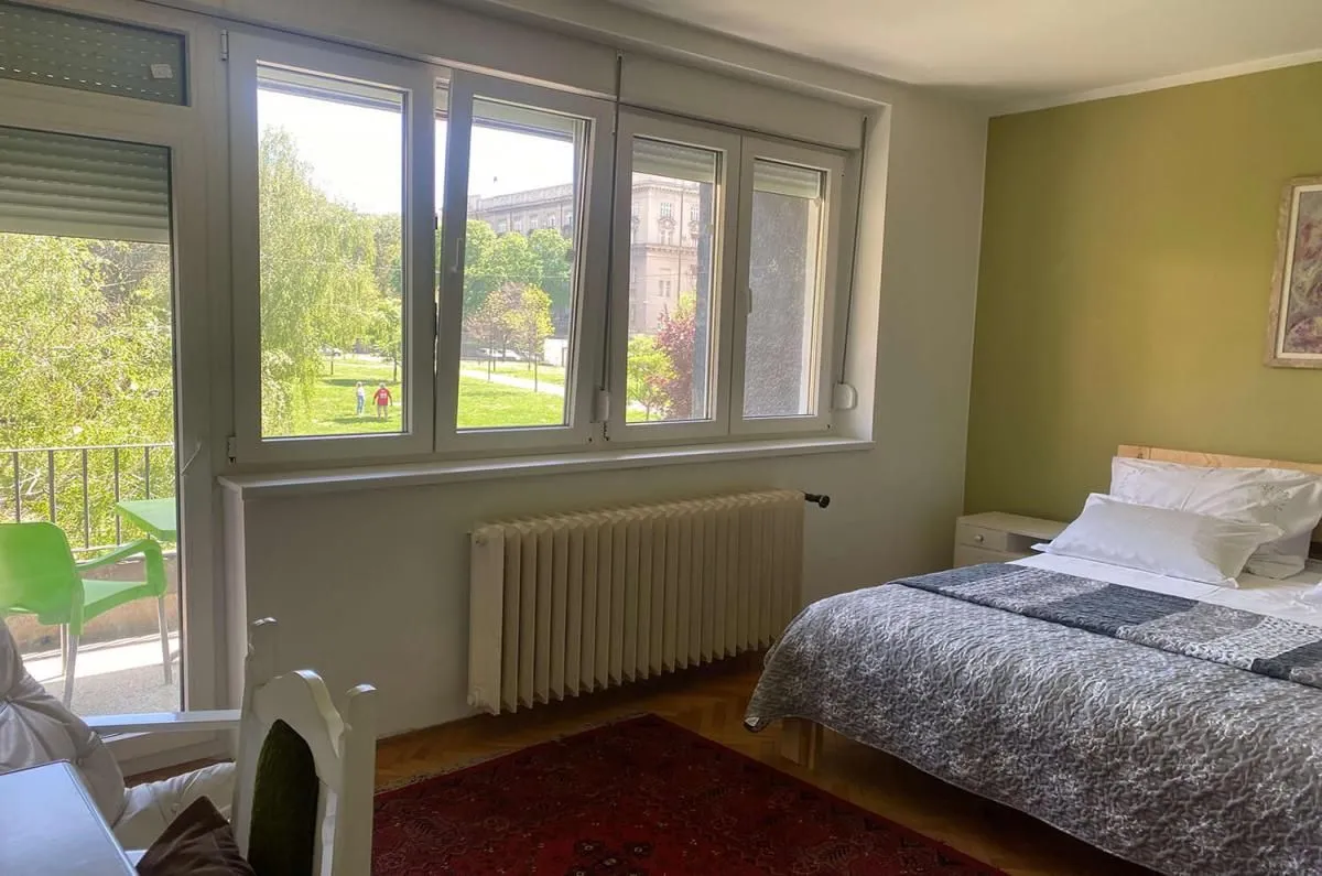 Rent, two bedroom apartment, 90m², Savski Venac, Beograd
