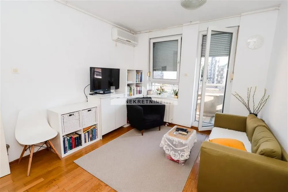 Prodaja, dvosoban stan, 58m², Bulbulder, Zvezdara Sve Podlokacije