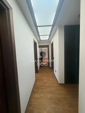 Sale, four bedroom apartment, 180m², Vračar Sve Podlokacije, Beograd - image 18
