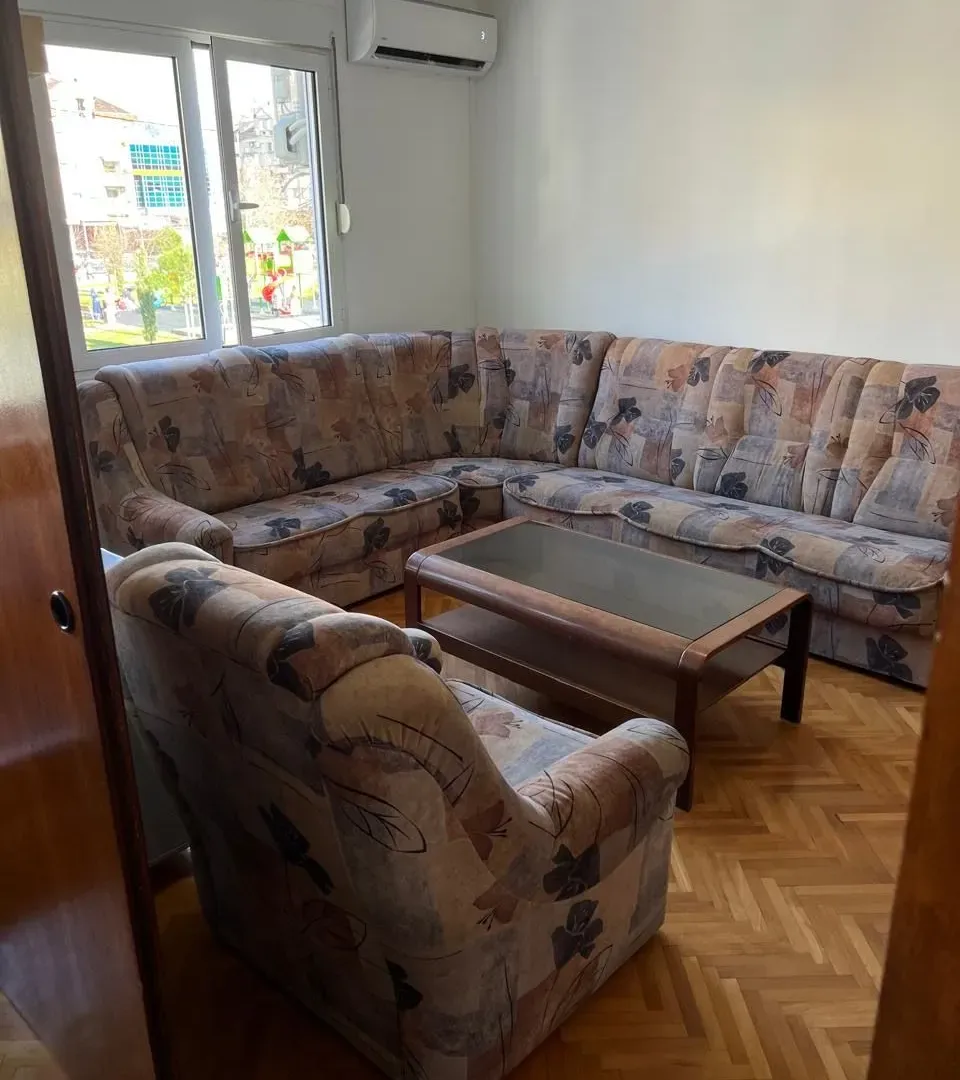 Rent, two bedroom apartment, 76m², Stari Aerodrom, Podgorica