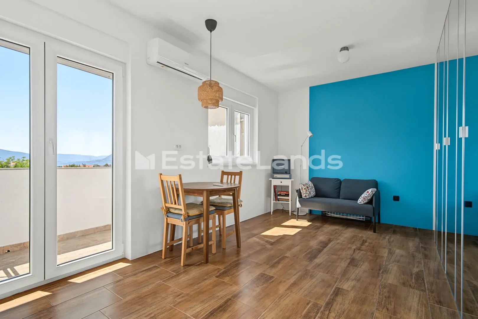 Sale, studio apartment, 27m², Tripovići, Tivat