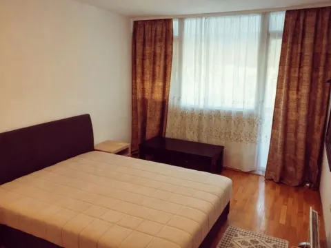 Izdavanje, jednosoban stan, 60m², Blok 5, Podgorica - image 9