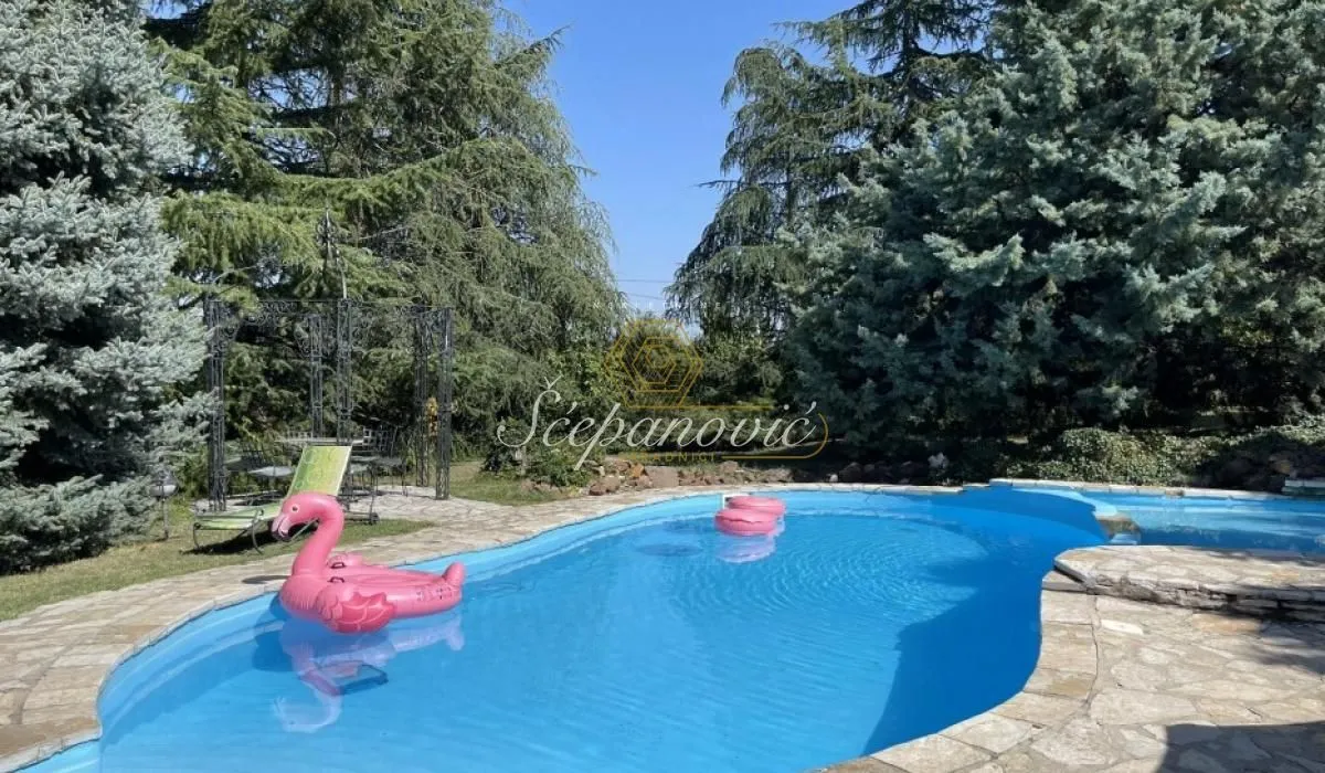 Prodaja, kuća, 202m², Sremska Kamenica, Petrovaradin