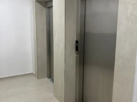 Izdavanje, garsonjera, 32m², Bečići, Budva - image 7