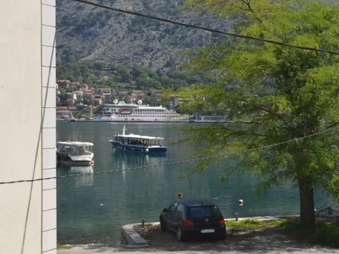 Prodaja, kuća, 323m², Škaljari, Kotor - image 6