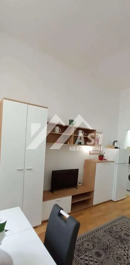 Rent, apartment, 25m², Centar, Novi Sad