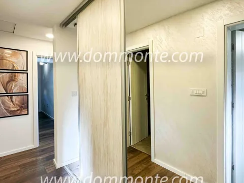 Rent, three bedroom apartment, 100m², Mažina, Tivat - image 16