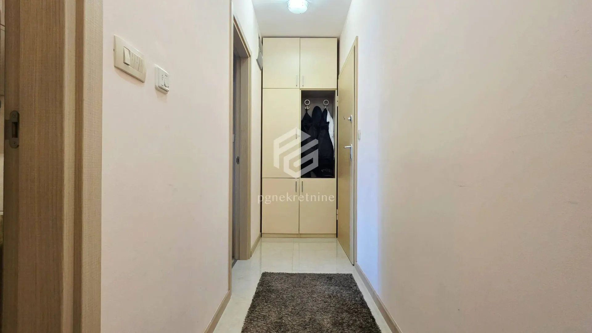 Prodaja, jednosoban stan, 53m², City Kvart, Podgorica