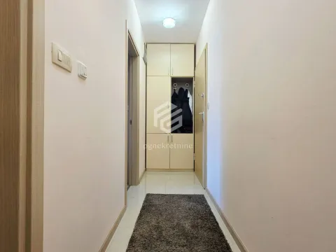 Prodaja, jednosoban stan, 53m², City Kvart, Podgorica - image 14