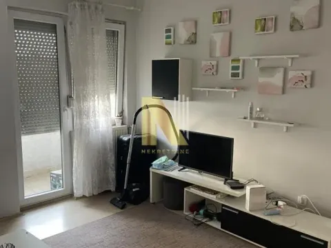 Izdavanje, garsonjera, 27m², Salajka, Novi Sad Sve Podlokacije - image 3