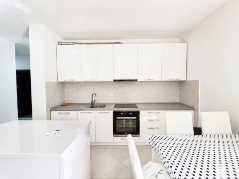 Sale, two bedroom apartment, 58m², Bečići, Budva - image 5