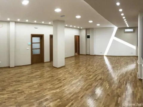 Rent, office space, 100m², Hala Pionir, Palilula Sve Podlokacije - image 2