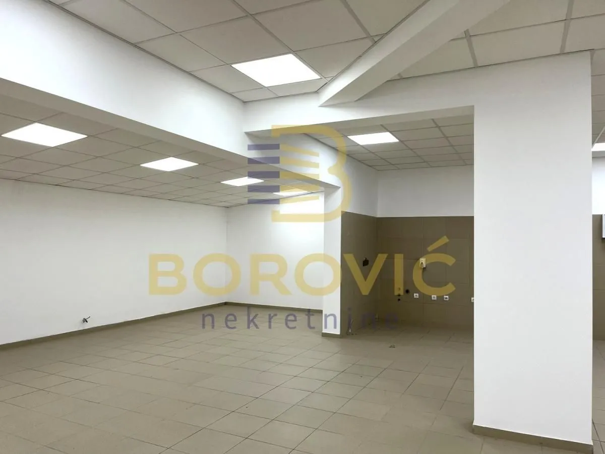Rent, office space, 620m², Dušanovac, Voždovac Sve Podlokacije