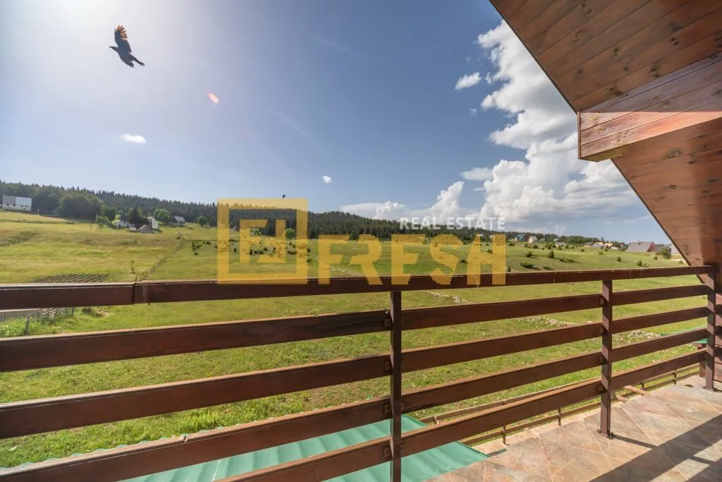 Prodaja, kuća, 300m², Žabljak, Crna Gora