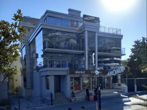 Ugostiteljski objekat in Sutomore