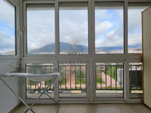 Rent, studio apartment, 35m², Centar, Bar - image 7